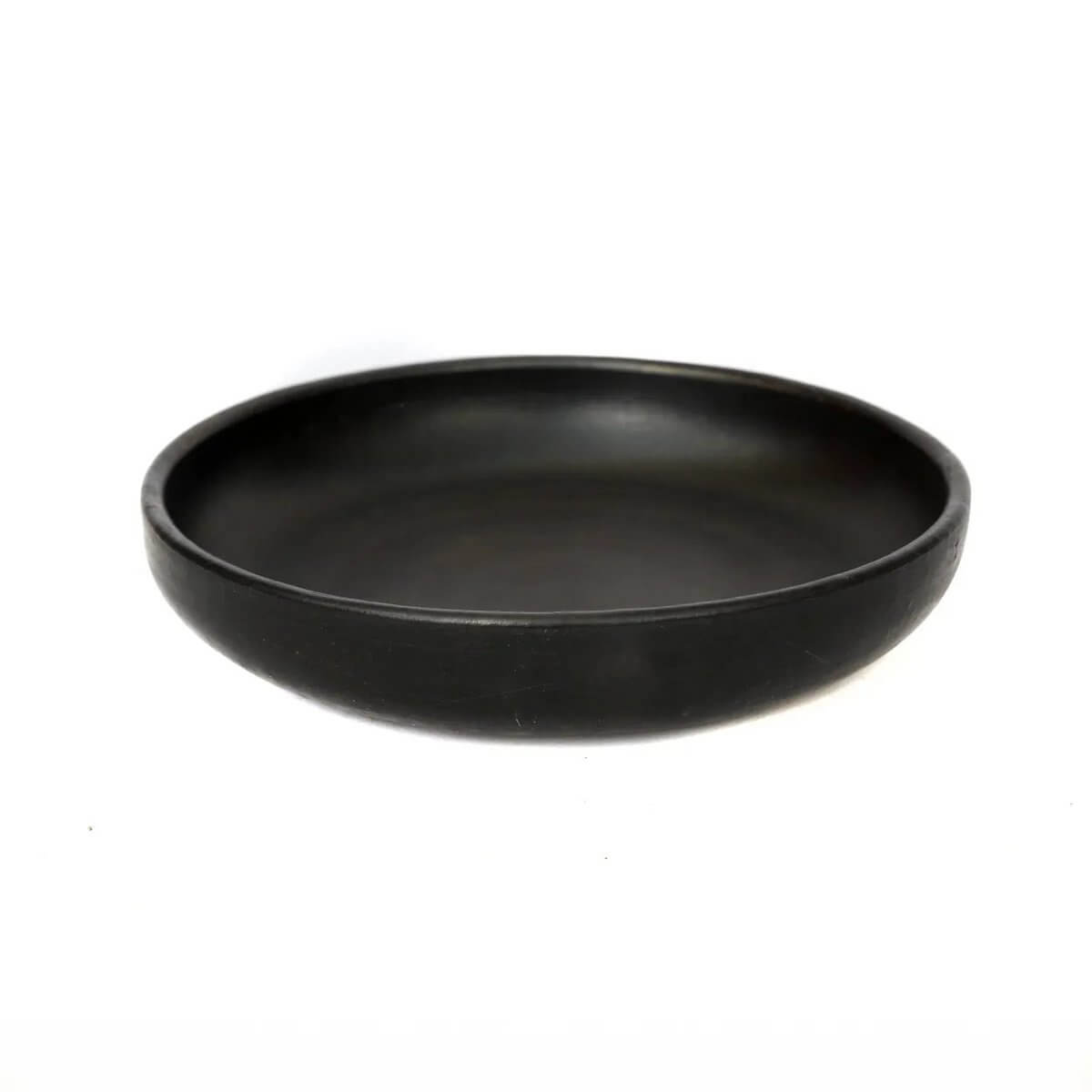 Bohemian style black terracotta deep plate by Bazar Bizar, perfect for brunch, lunch, or dinner, 22cm diameter.