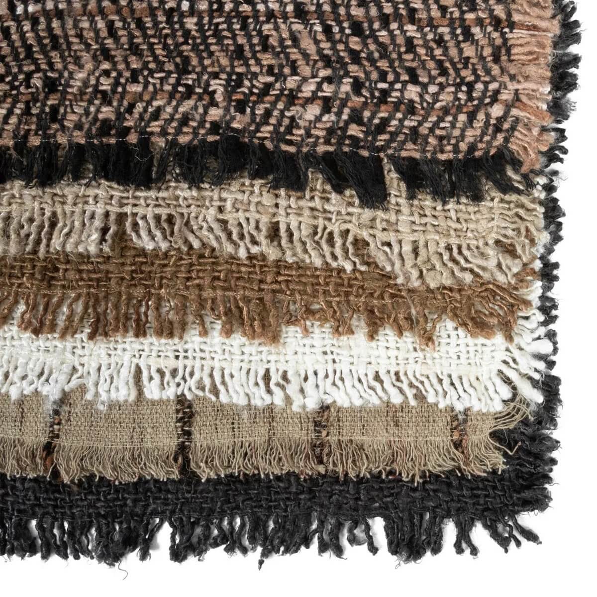 Set van 4 crèmekleurige katoenen placemats met luxe wafelstructuur voor stijlvolle tafelsetting, met handgemaakte afwerking.