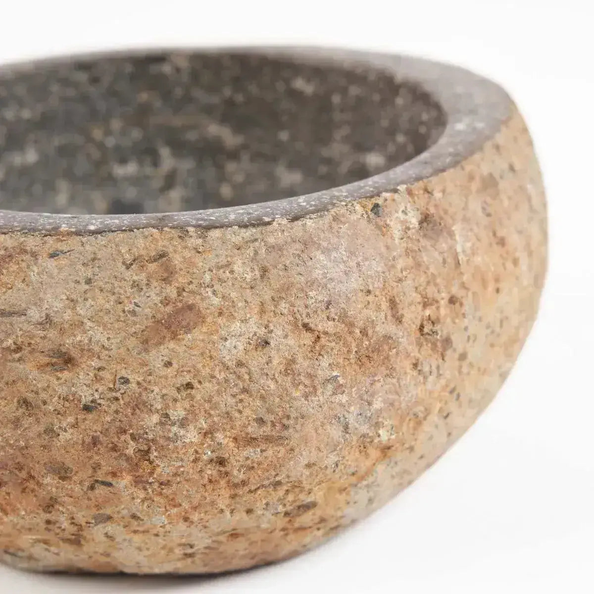 The River Stone Kom - Zwart - M-Servies-Bazar Bizar Living-Ik Hout ervan.