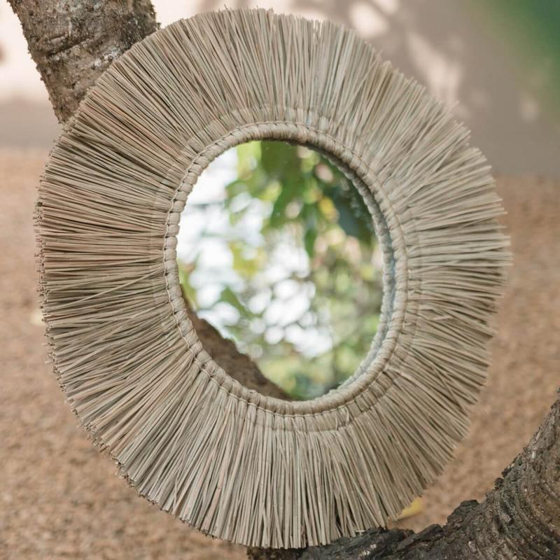 Wandspiegel van Zeegras Rond met 60 cm Diameter RIMBA-Soeji-Ik Hout ervan.